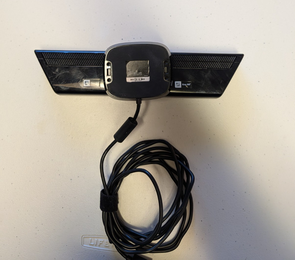 Microsoft 1414 Xbox 360 Kinect Sensor Bar Only - Black