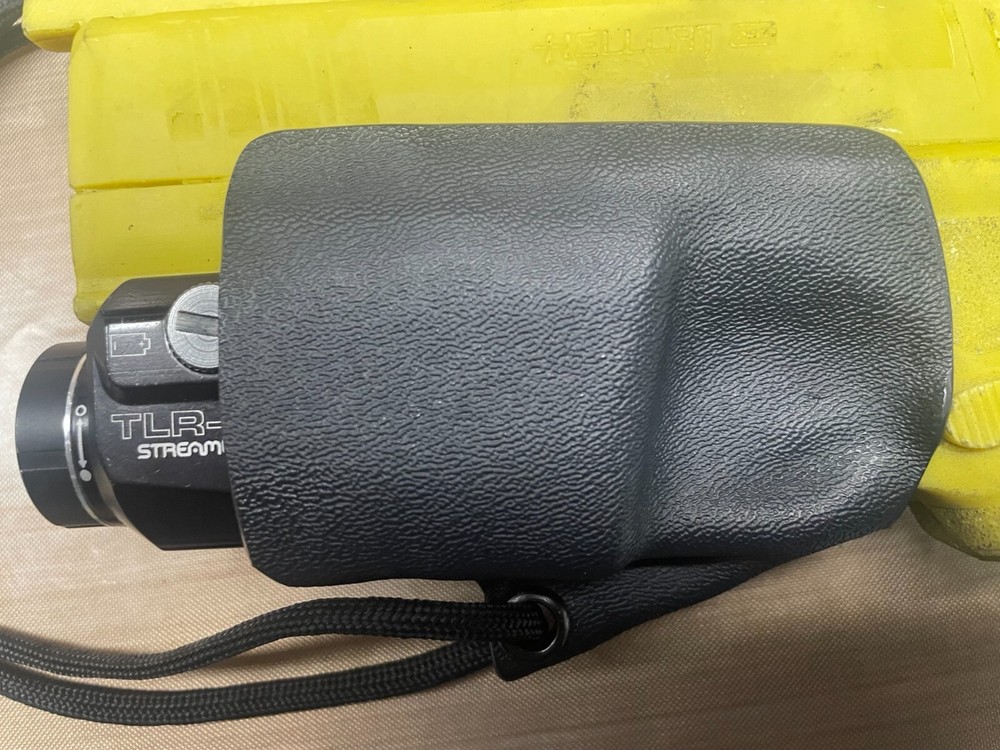 Kydex Trigger Guard for Hellcat Pro with Rail Mounted Light