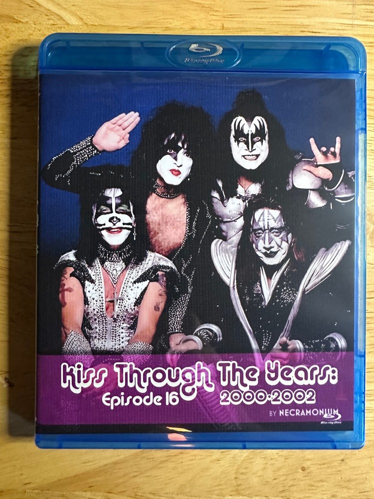 KISS - Through The Years 2000-02 Vol 16 Blu-ray Live Gene Simmons Paul Stanley