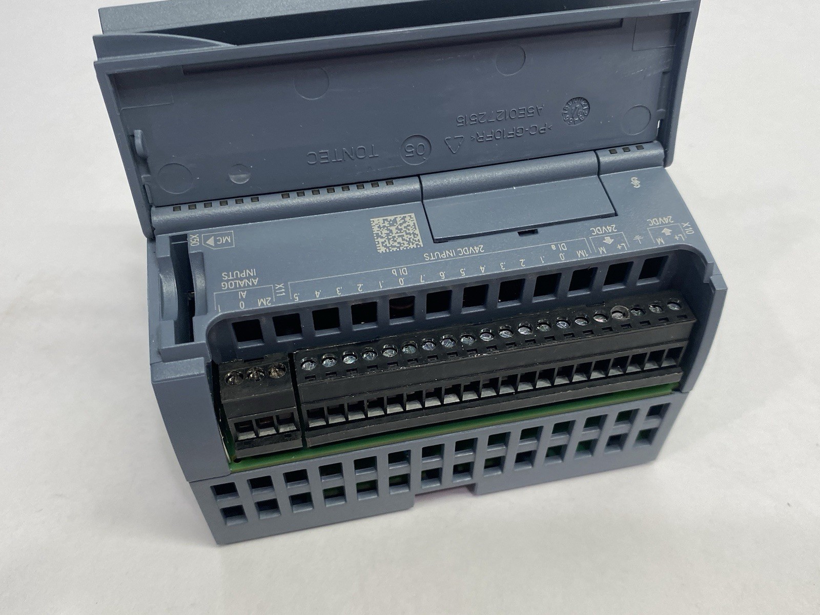 Siemens 6ES7214-1AG40-0XB0 SIMATIC S7-1200 Compact CPU Unit 1214C DC/DC/DC