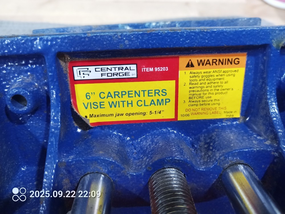 6"Carpenters Vise With Clamp