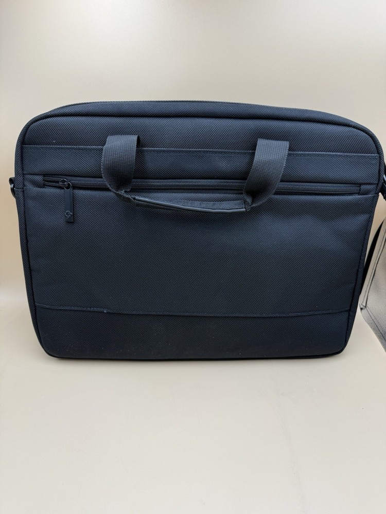 Samsonite Classic 2 15.6” Shuttle laptop case