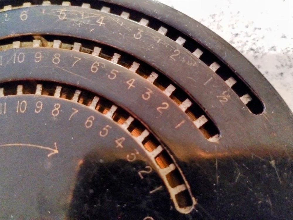 The BriCal - Money Calculating Machine, circa 1907, adding machine/calculator