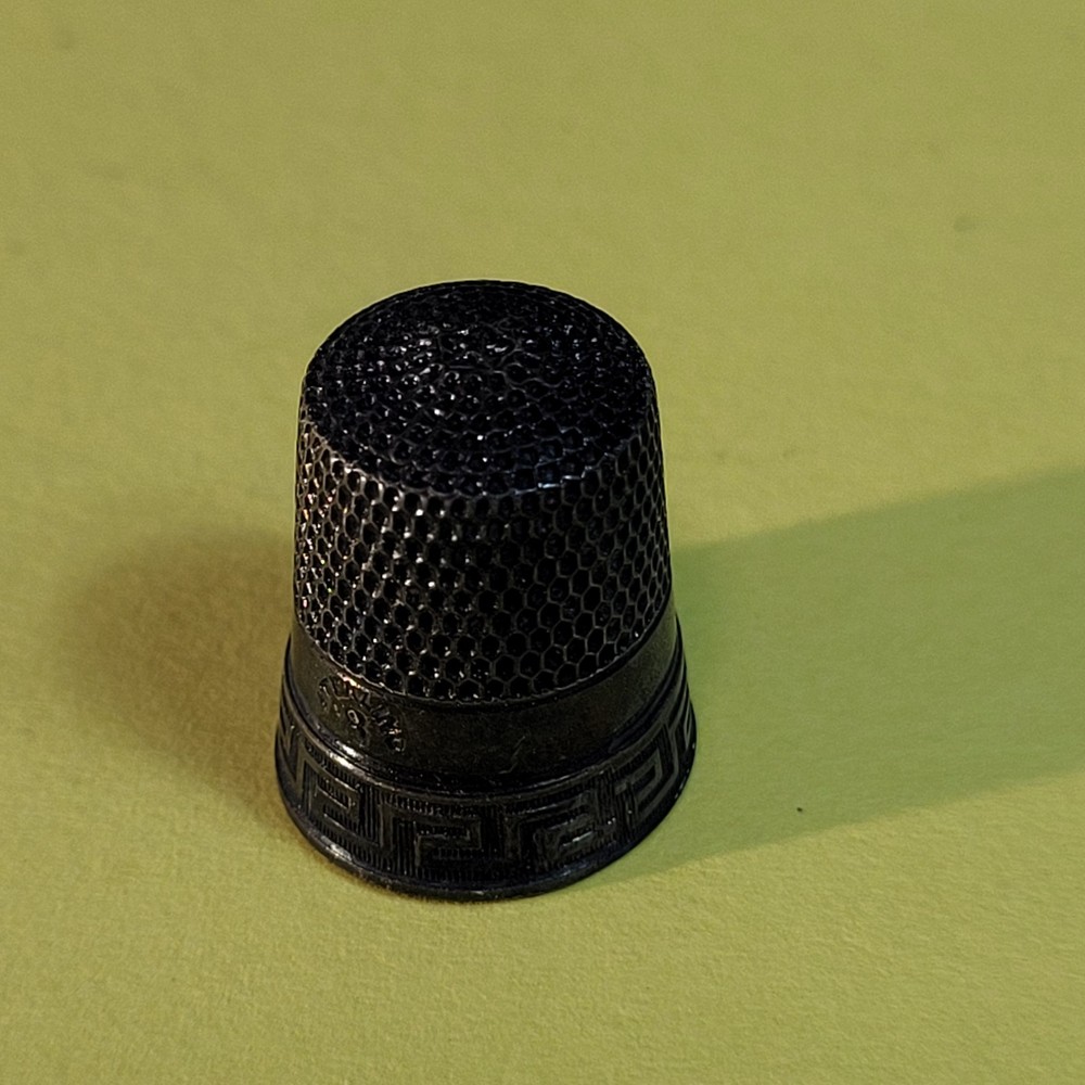 Antique Simons Bro. & Co. Sterling Silver Thimble USA c. 1920