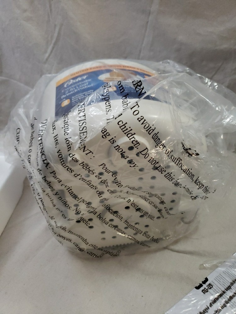 Oster CKSTBR9050 2lb 13 Setting Programmable Express Bake Bread Maker White