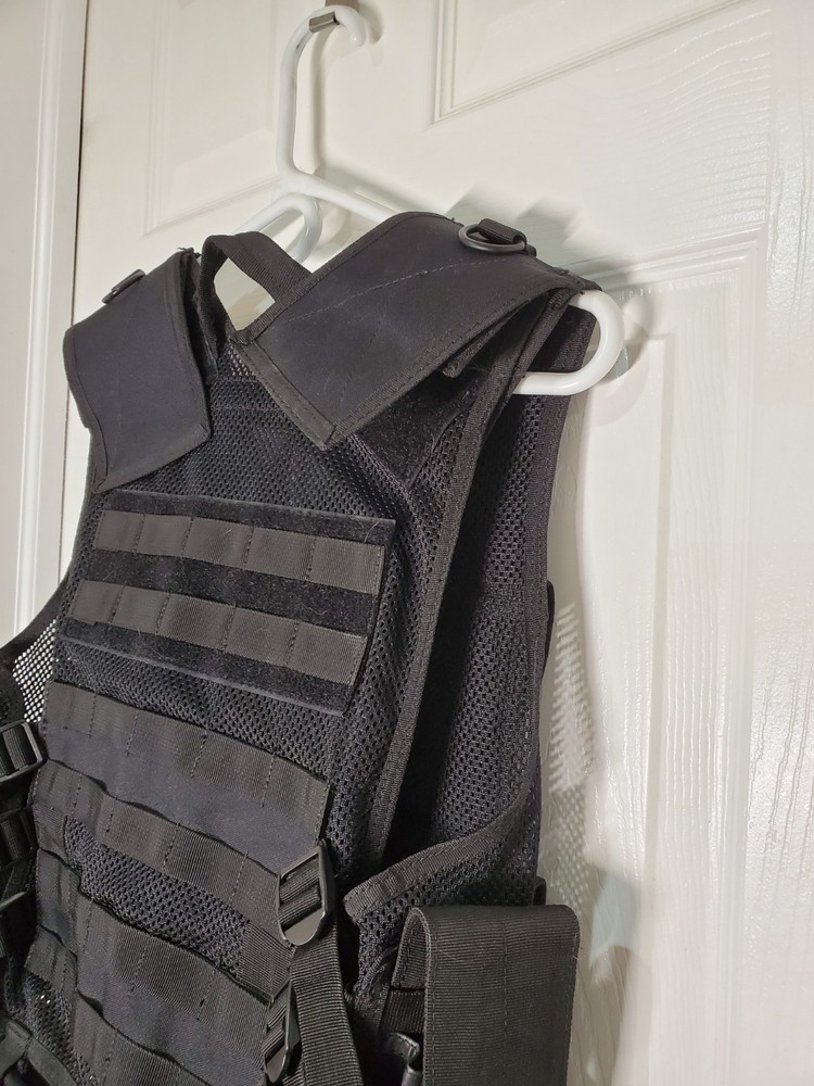 Black Tactical Utility Vest MOLLE Style Adjustable Multi‑Pocket - various uses