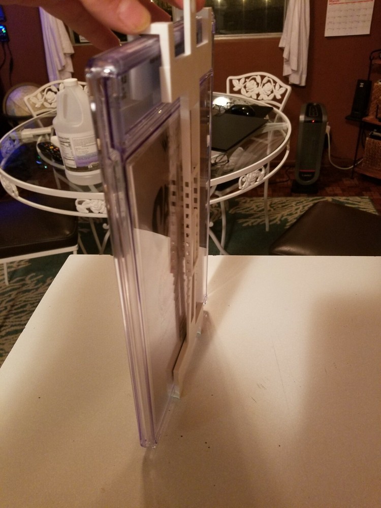 Graded Comic Book Wall holder