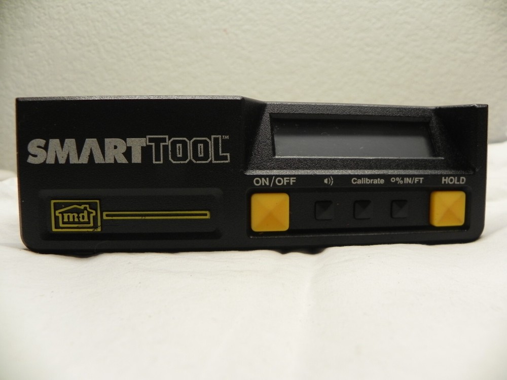 Smart Tool Digital Level Measuring 6-1/2'' Long (9 Volt Battery Needed)