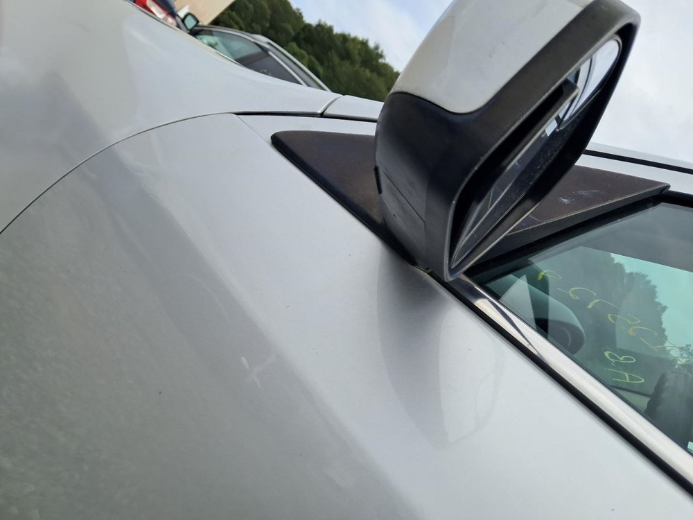 FUSION 2012 Glove Box 4815711