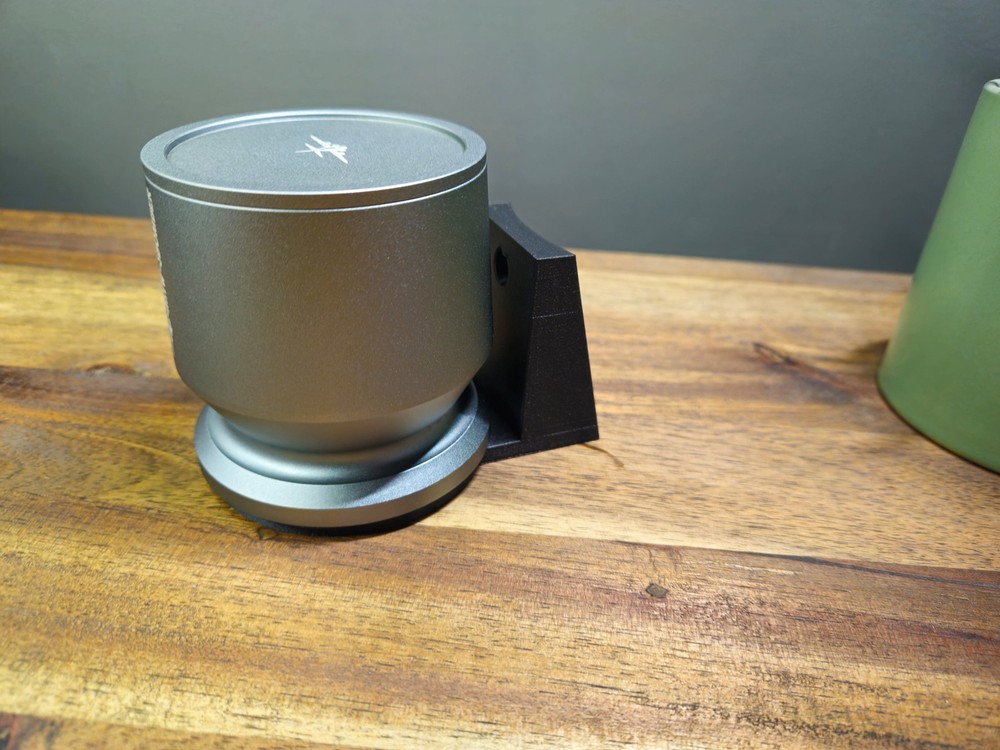DF64 Blind Shaker Holder