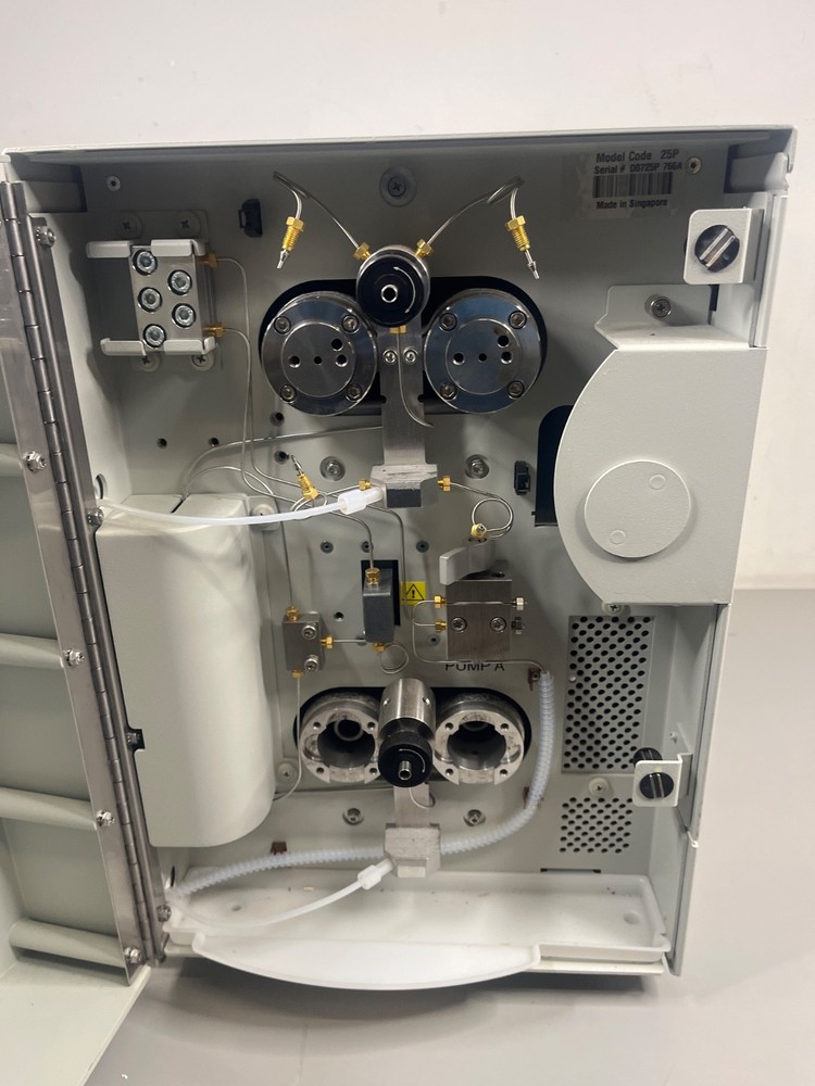 Waters 1525 Binary HPLC Pump Liquid Chromatography System Module 186001525