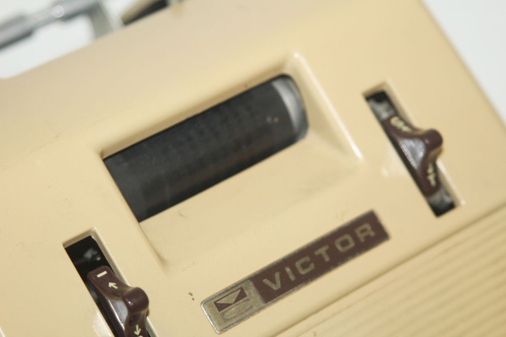 Vintage Victor Comptometer 7 82 54 Adding Machine Calculator Office Desk Pro