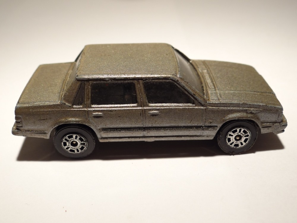Corgi Volvo Saloon