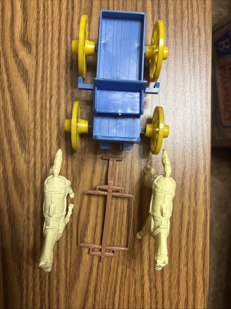 Marx 60Mm Backboard With Two Horses