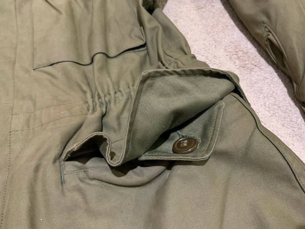US Military Field Jacket M-1943 OD Green WWII Button Front Dated 1945 Size 34R