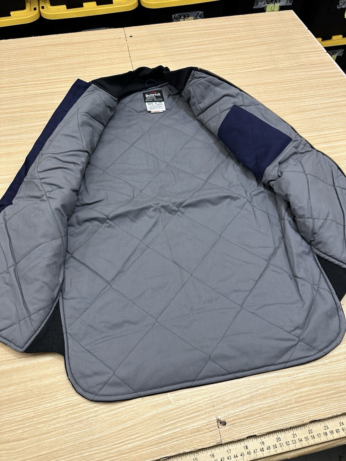 NEW Bulwark FR Flame-Resistant Workwear Men's Insulated Vest Zip Up Sz SMALL