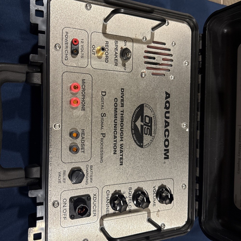 OCEAN TECHNOLOGIES AQUACOM DIVER THROUGH WATER COMMUNICATIONS STX-101
