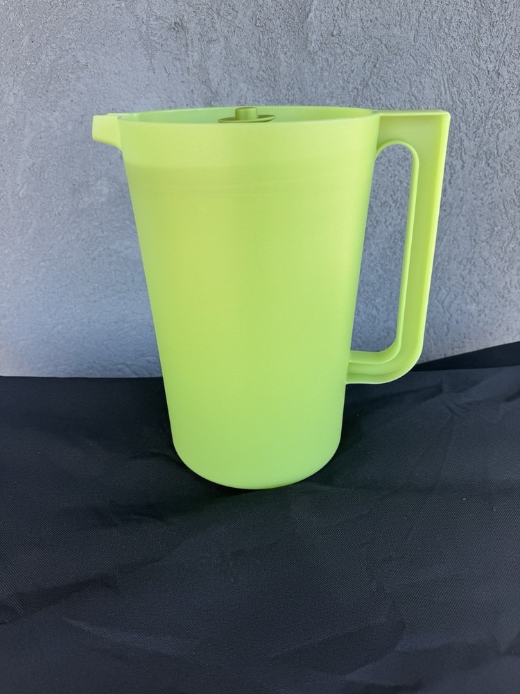 Tupperware Gallon Pitcher with Push Button Seal Basil Green New