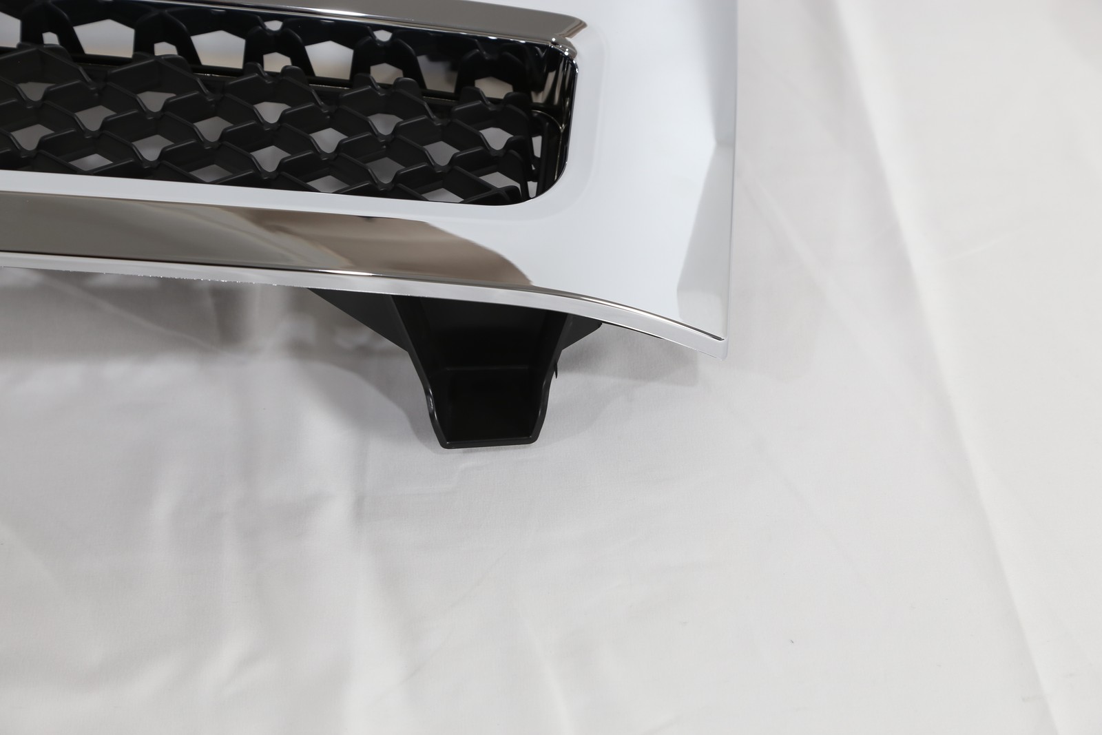 For Chevrolet Silverado 1500 2007-2013 Front Bumper Grille Chrome w/Black Insert