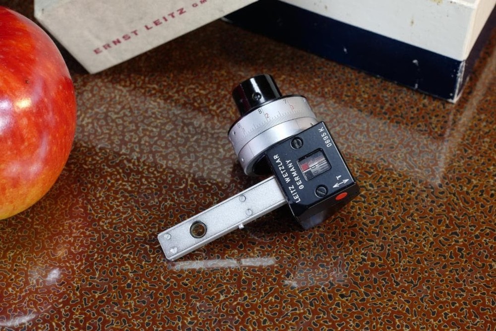 Ernst Leitz Tilting Compensator 0-5 Lambda Polarizing Microscope Accessory