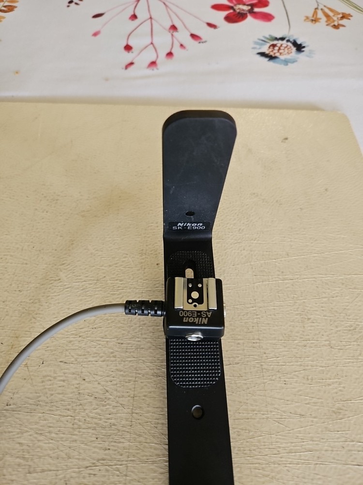 Nikon SK-E900 Multi-Flash Photography Bracket Unit (fits E900S/E950/etc)- TESTED