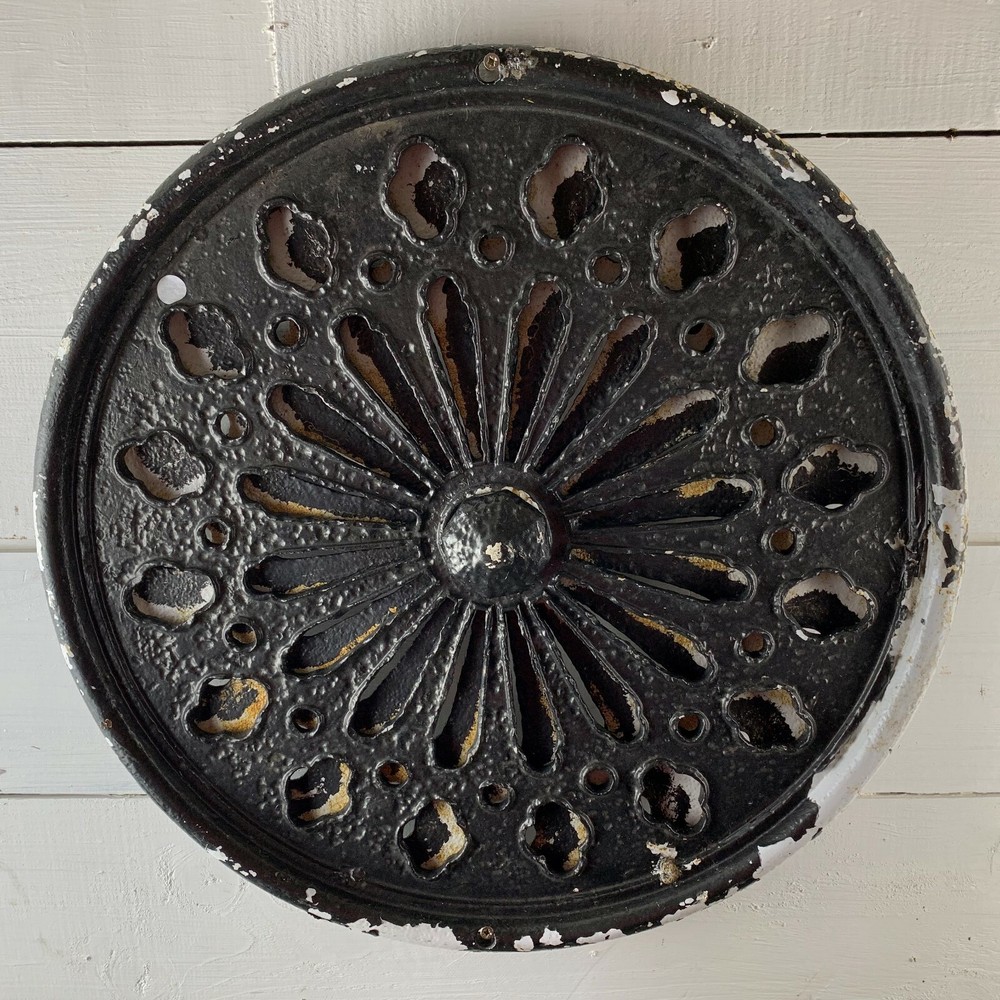 Victorian Decorative Cast Iron Air Vent