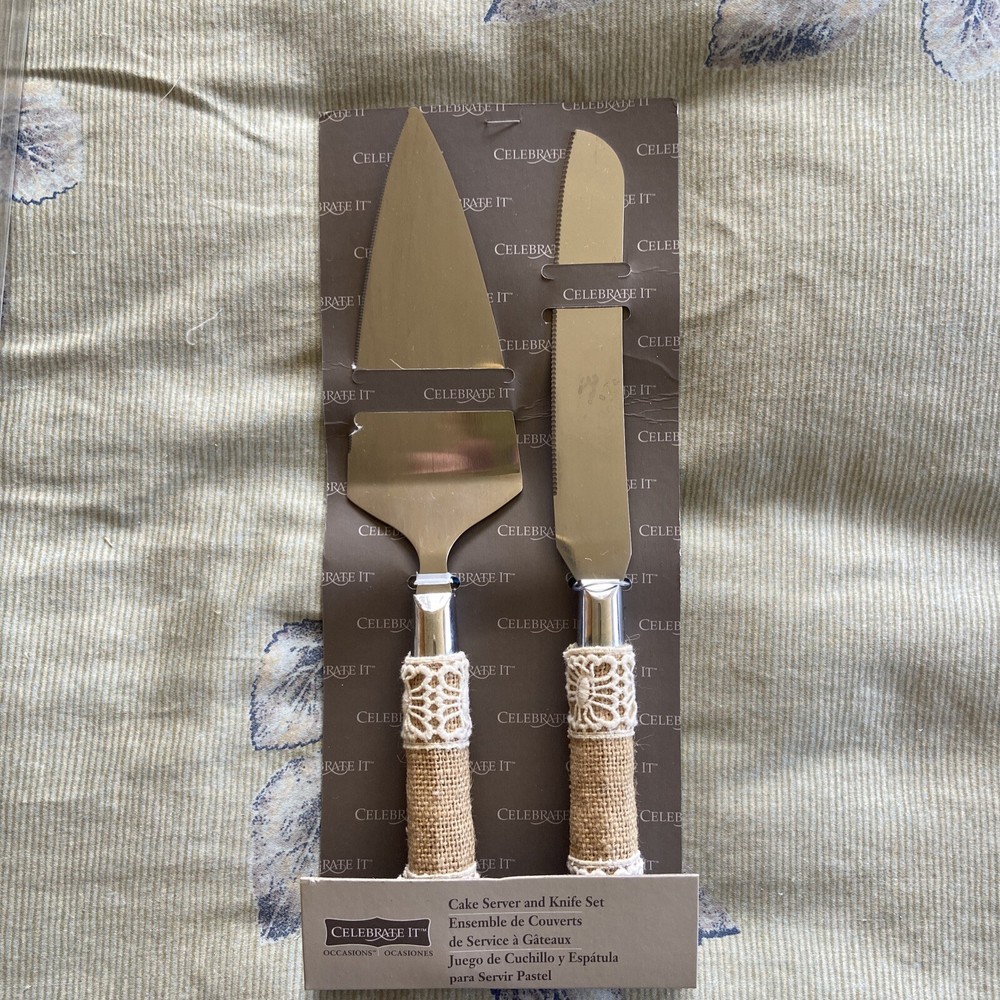 Celebrate It CAKE SERVER and knive Set