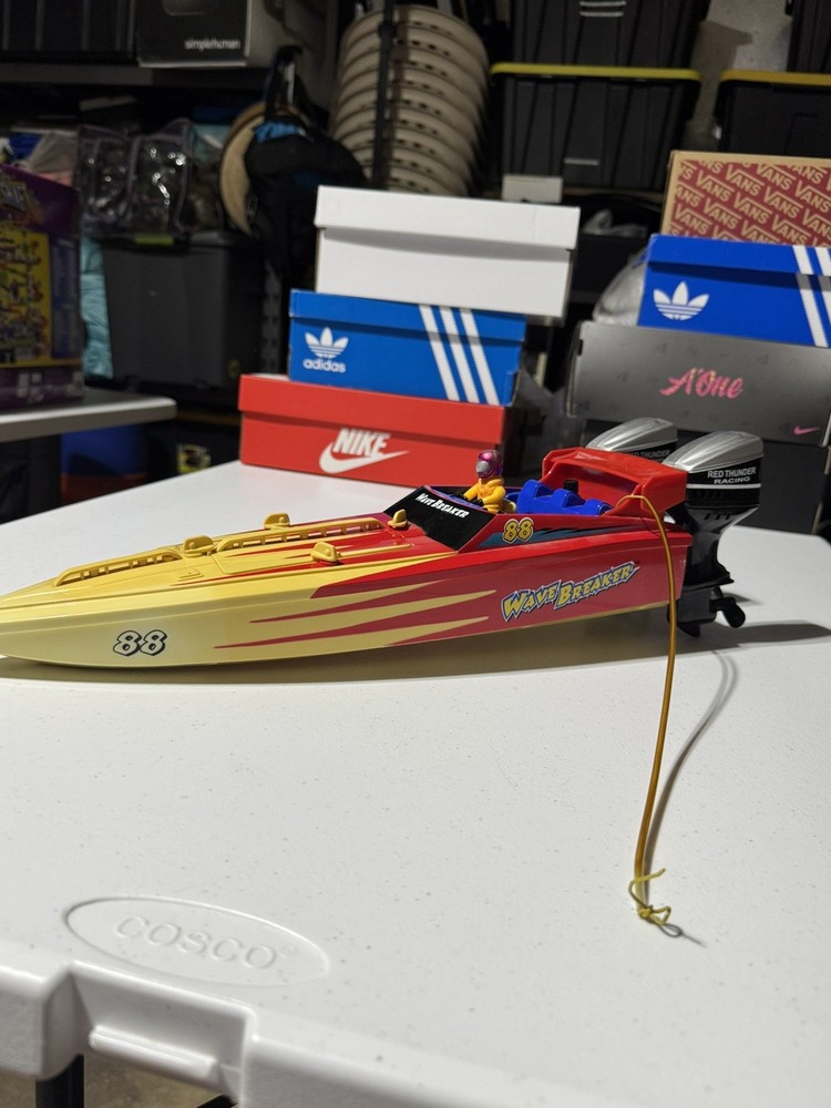 Wave Breaker 88 RC BOAT