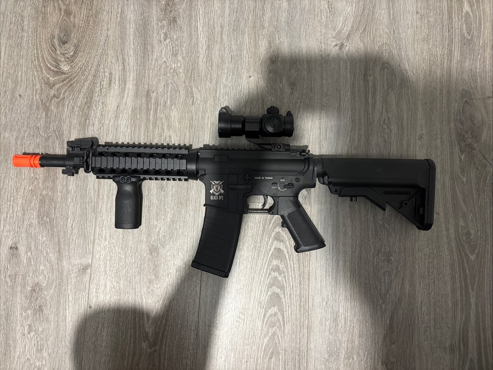 Airsoft Assault Rifle