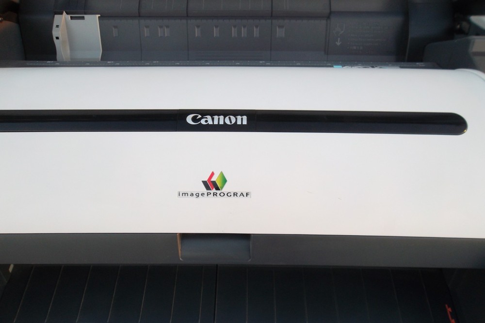 Canon imagePROGRAF iPF650 Plotter 24" Color Inkjet Large Format Printer w/Basket