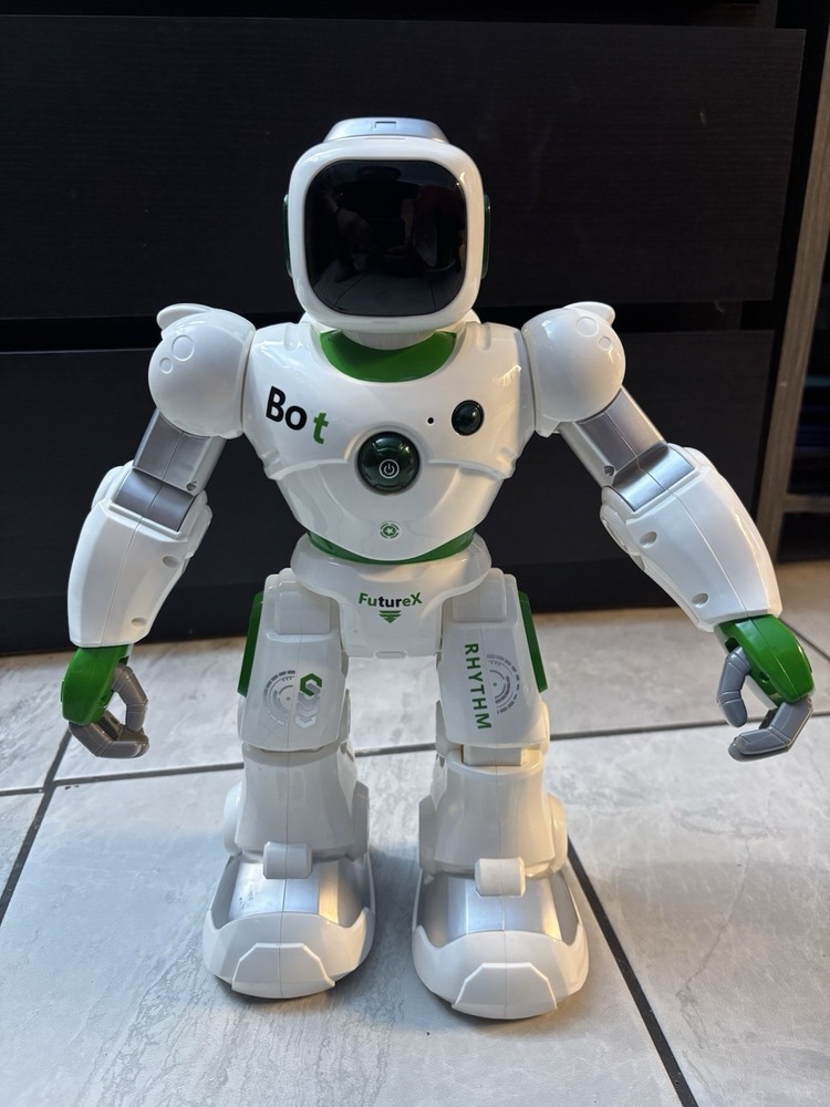 1088 Ruko Smart Programmable RC Robot Voice Control, No Remote Control