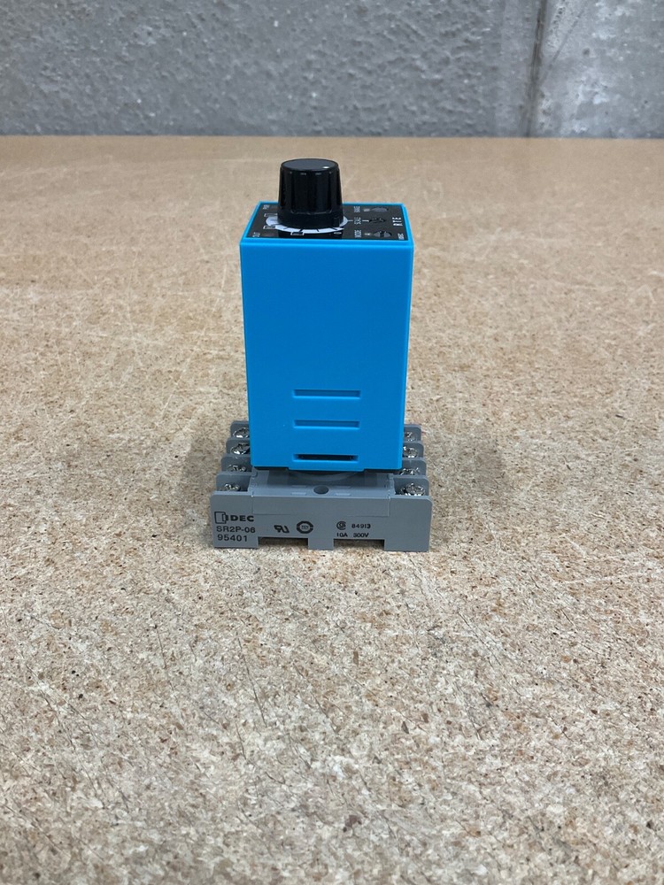IDEC RTE-P1AD24 ELECTRONIC TIMER V24DC/AC