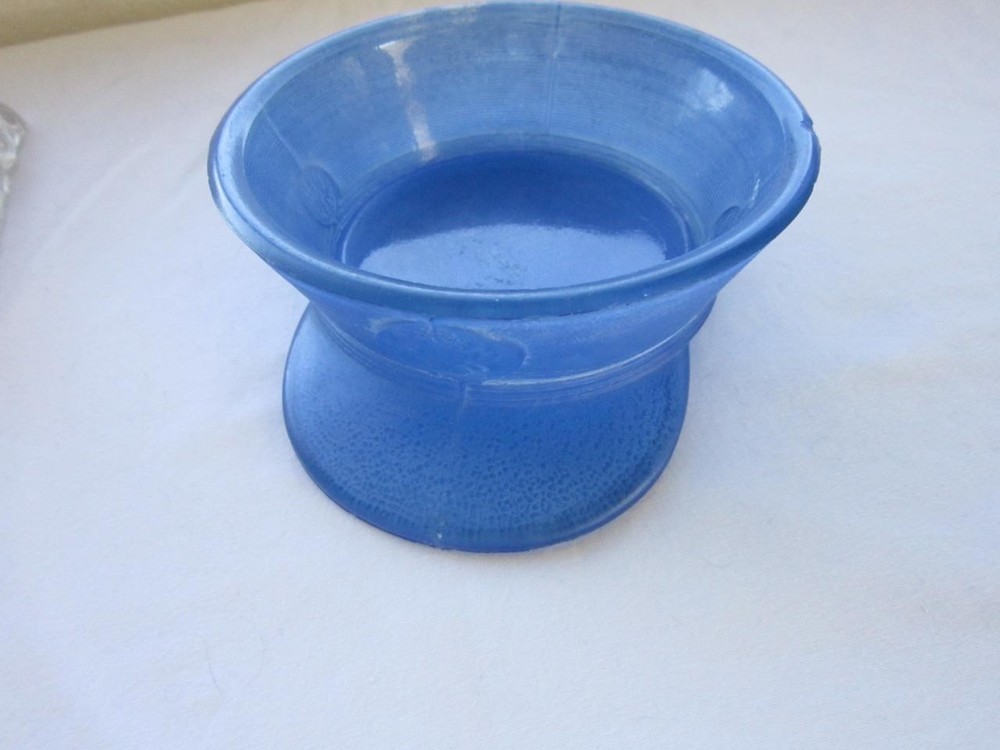 OPEN BLUE GLASS HAT CANDY CONTAINER