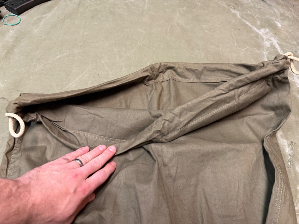 ORIGINAL WWII US ARMY INFANTRY BARRACKS LAUNDRY CARRY BAG-1944