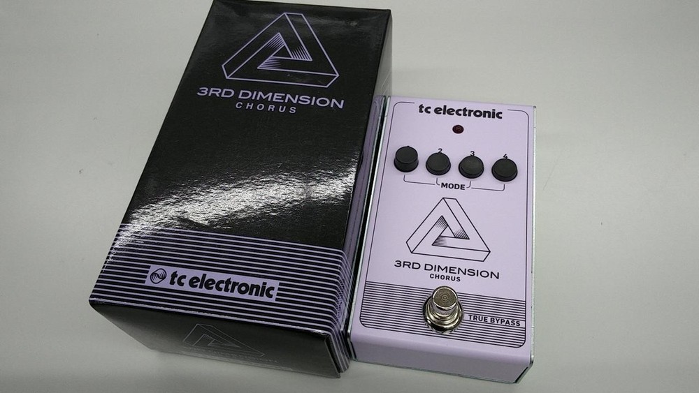 TC ELECTRONIC 3RD DIMENSION CHORUS Effect Pedal Used
