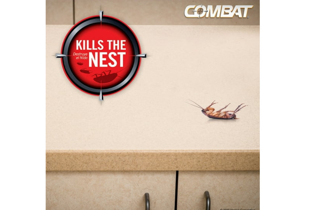 Combat Roach Killing Bait Stations Small Large Roaches 12 Count"