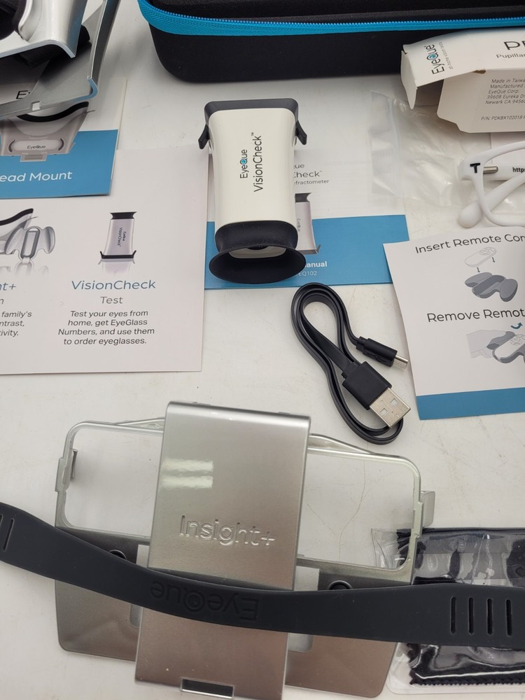 EyeQue Vision Monitoring Kit - Smartphone Vision Tests