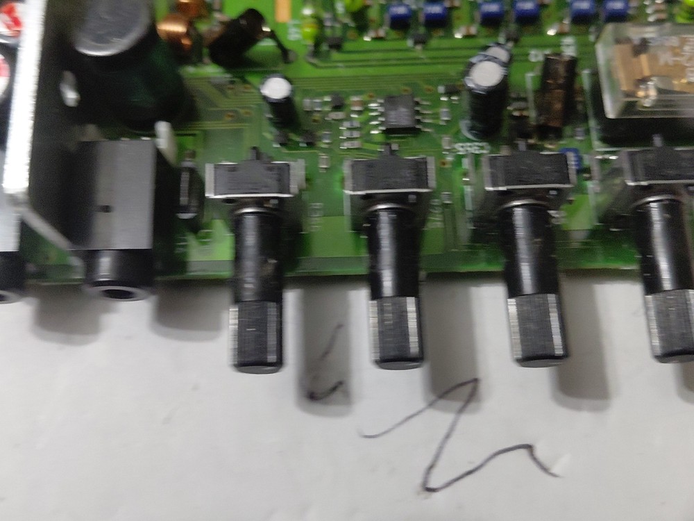 ICOM IC-736 Transceiver Main circuit board Untested