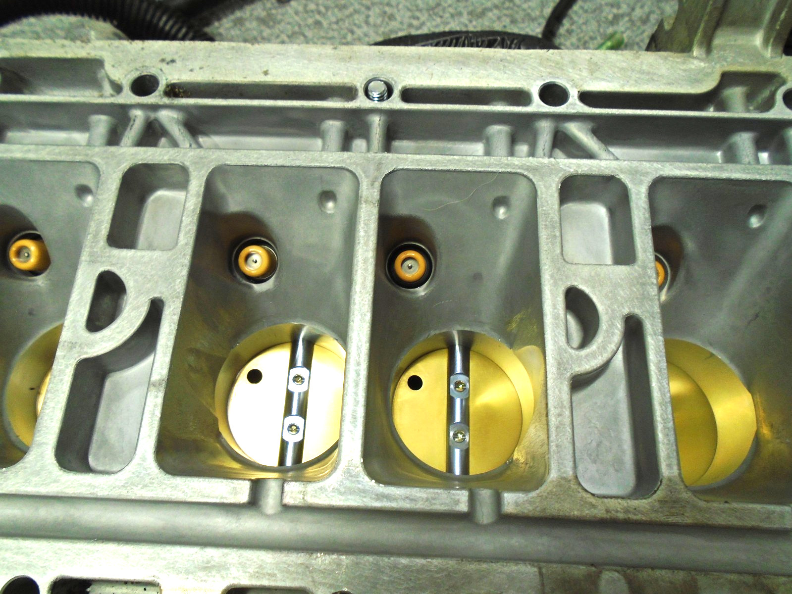 Yamaha OX66 2001-2005 150-250 Hp FUEL INJECTION NOZZLE ASSY 67H-13751-00-00