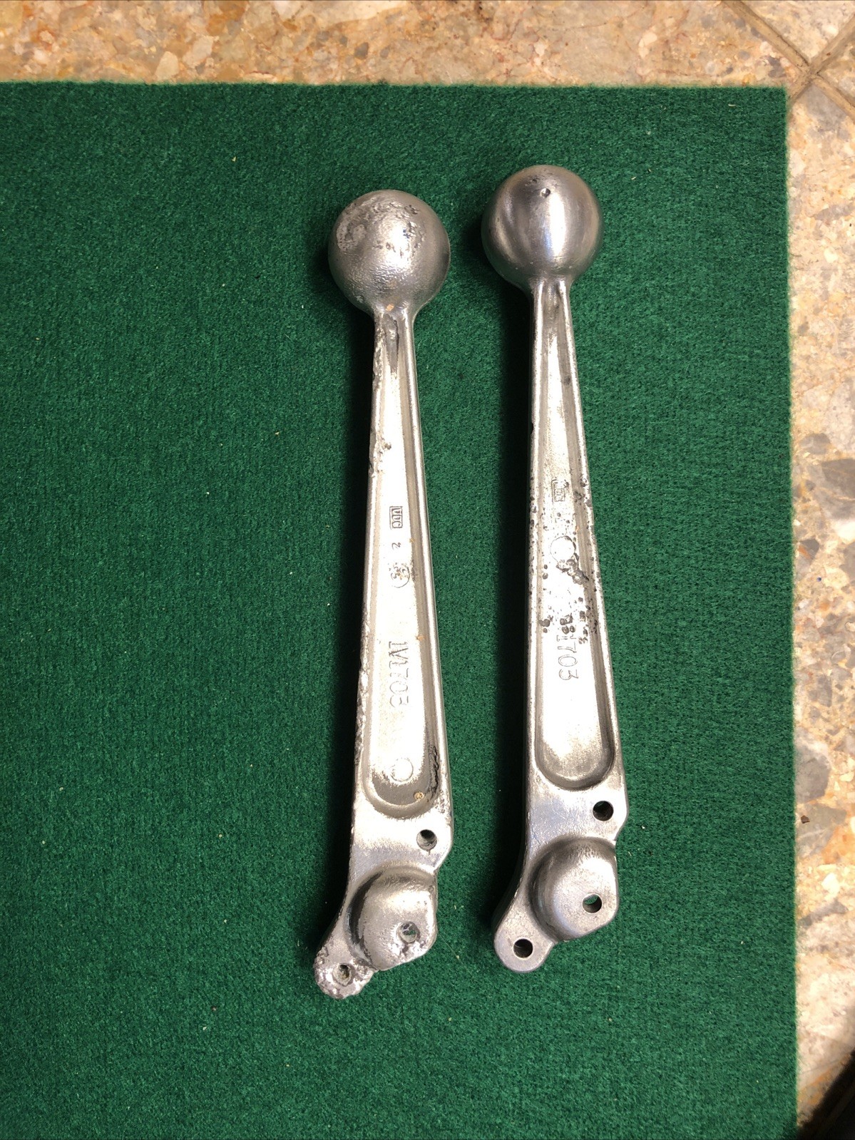 Cross Manufacturing Hydraulic Valve Replacement Handle 4Z0030 1V1703 SECOND***