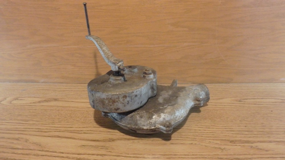 Champion Blower & Forge Blower Hand Crank Working