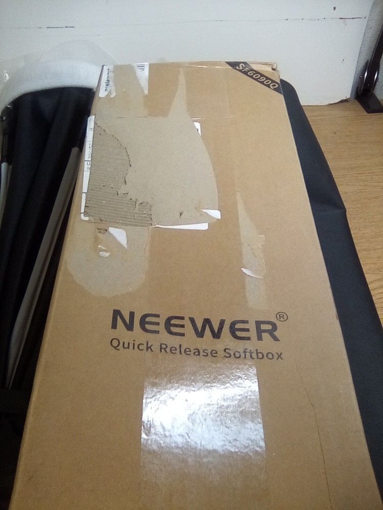 Neewer 24" X 35/60 X 90CM Rectangular Softbox Quick Setup Quick Folding