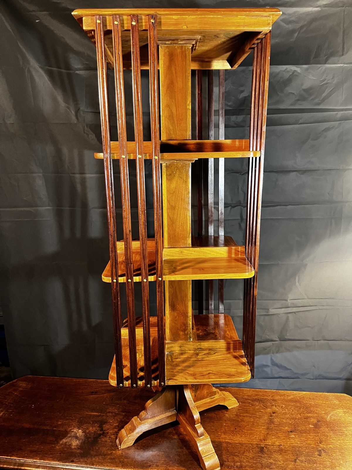 Antique Early 20th Century American Hard Maple Open Spindle Bookcase (1890-1920)