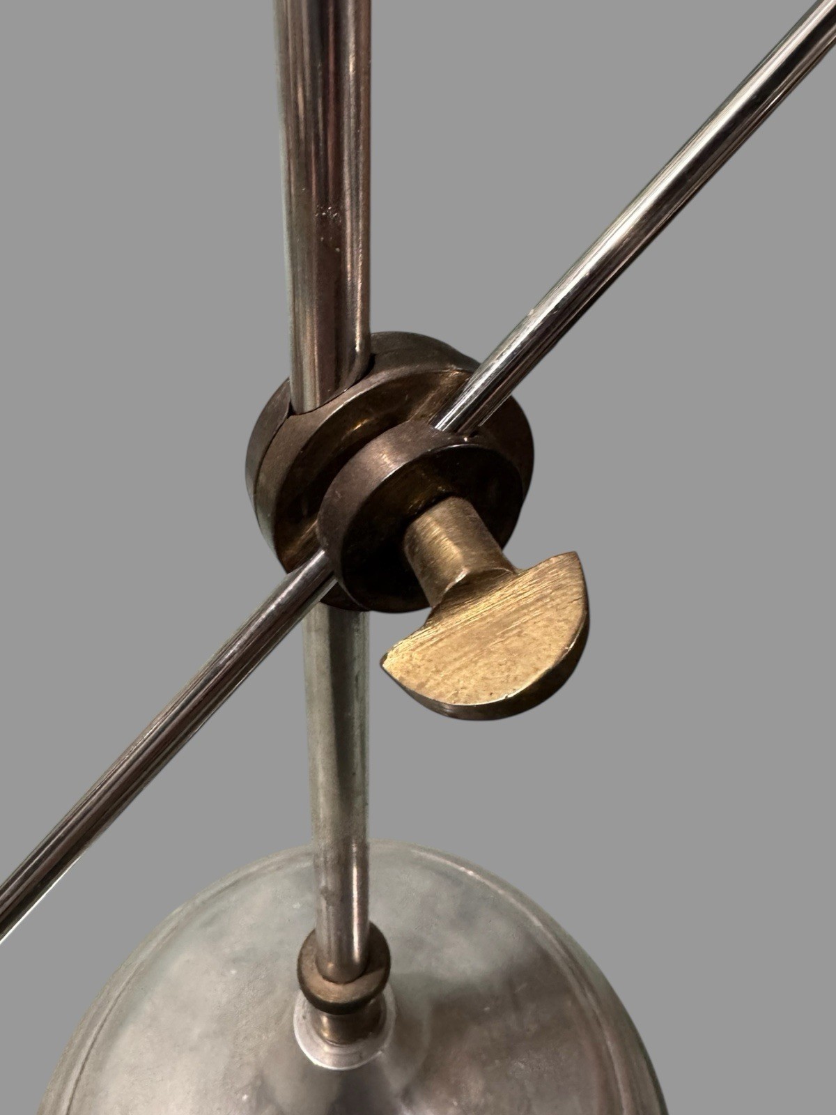 Vintage Antique Style Adjustable Desk Top Looking Glass Magnifier Stand