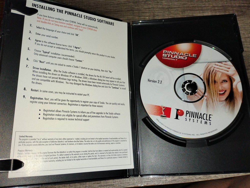 Pinnacle Studio Version 7 PC CD-ROM Pinnacle Systems 2001 with Serial Windows XP