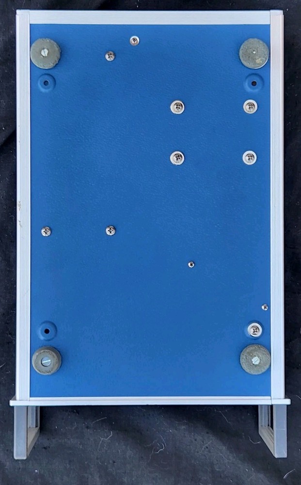 Avtech AVK-AV-C Pulse Generator Control Module – Powers On – As-Is