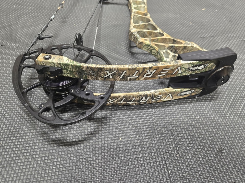 Mathews Vertix