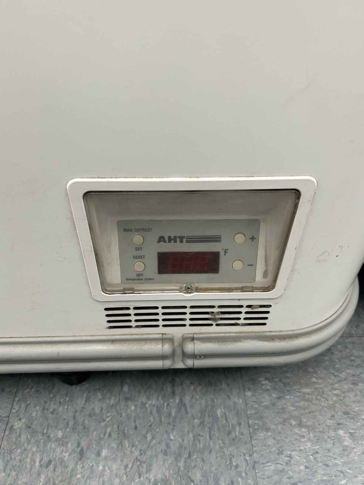 AHT MALTA 185 multi-temp commercial freezer and chiller. Glass Door