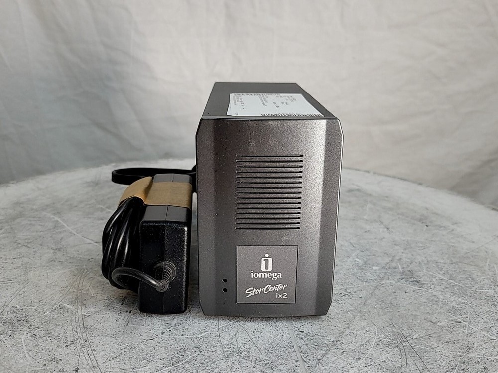 IOMEGA StorCenter ix2 NHDD2M Diskless Network Storage Device