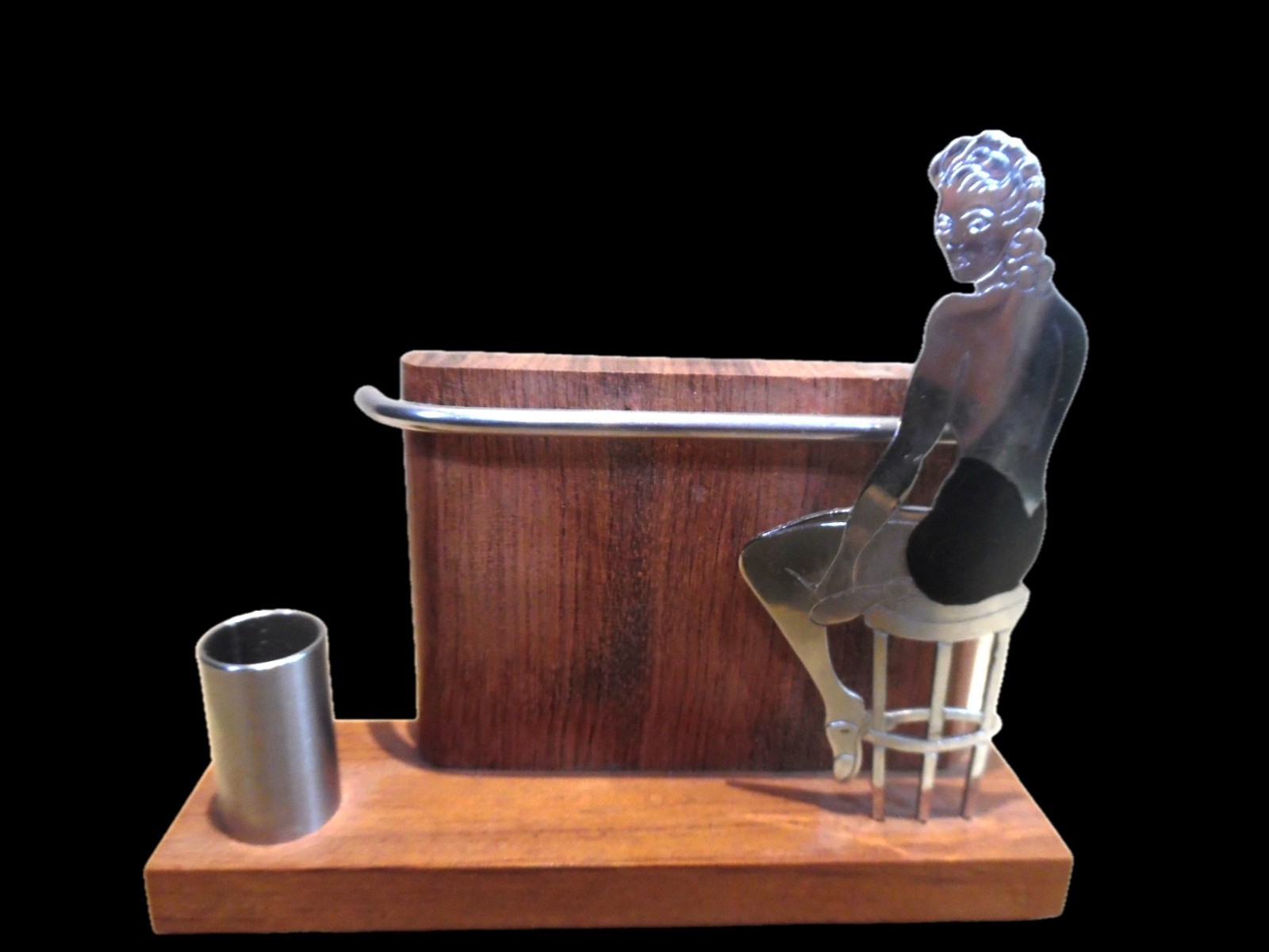 Art Deco Woman At Bar Sudre?